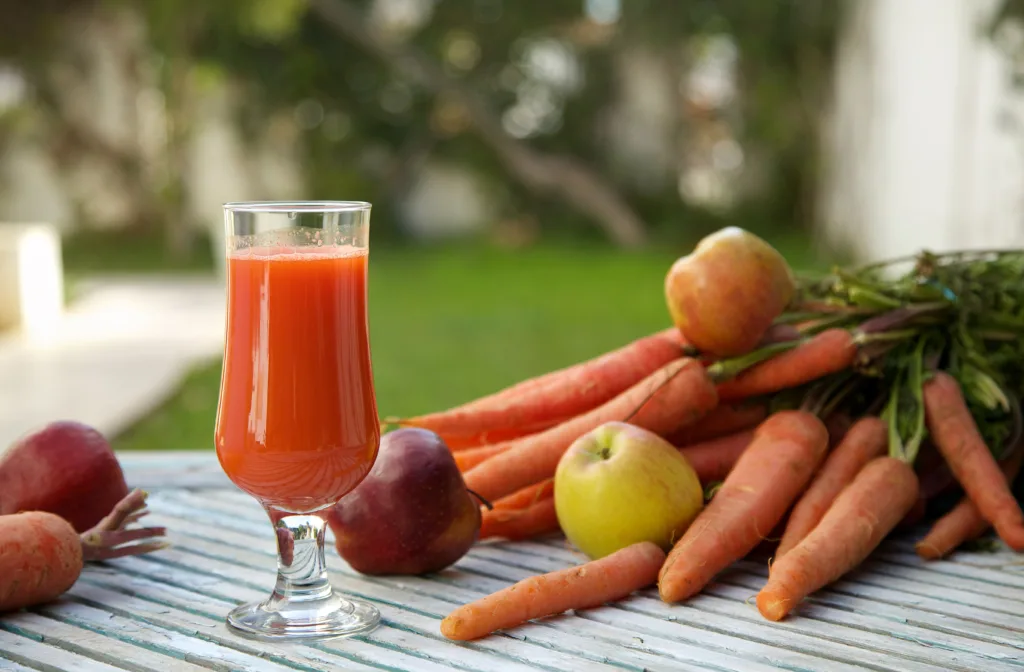 Sucos naturais de frutas: 10 opções saudáveis para você começar o dia.